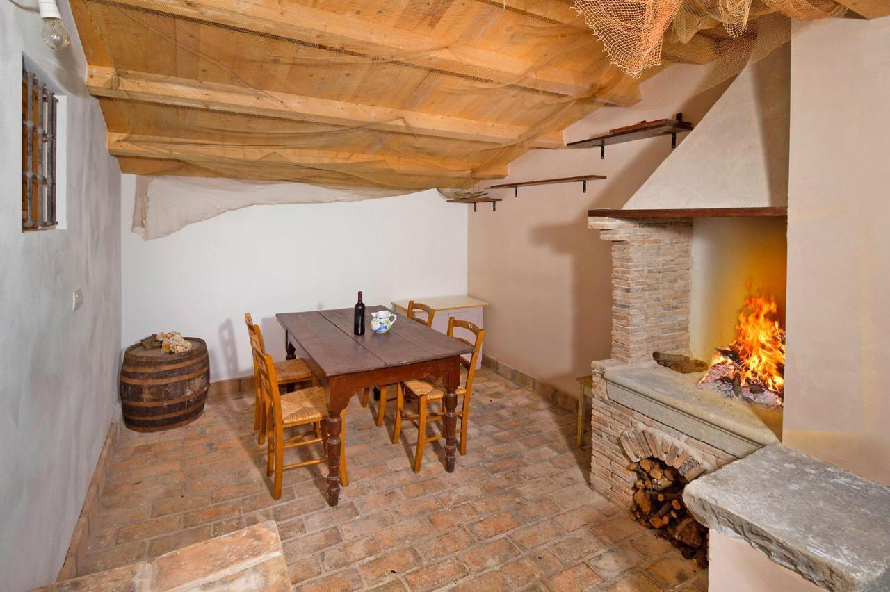Roinizza In Prtlog Villa Labin  Exterior photo